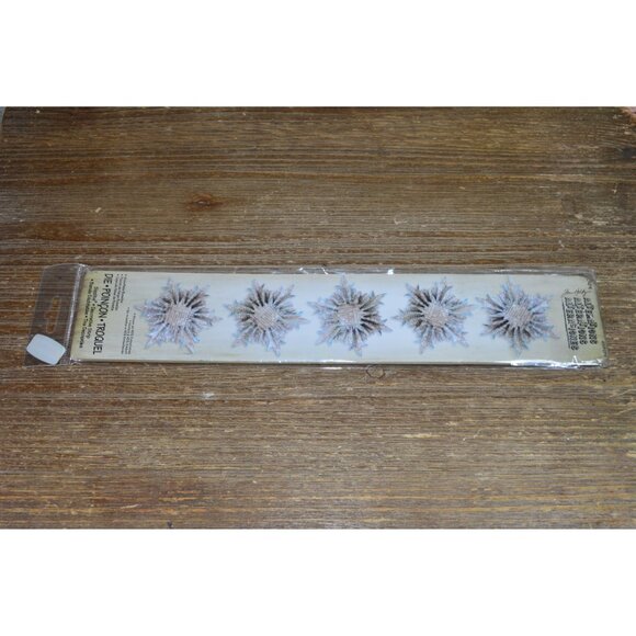 Tim Holtz Alterations Sizzlits Decorative Die Strip Snowflake Rosettes Christmas - Picture 1 of 4